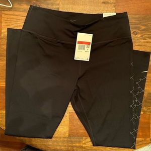 NWT Nike One Luxe Women’s Leggings Large